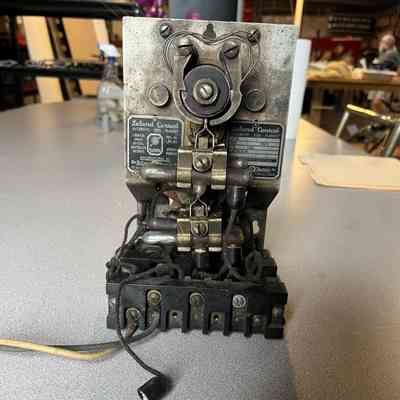 Leland Sign Automatic Flasher