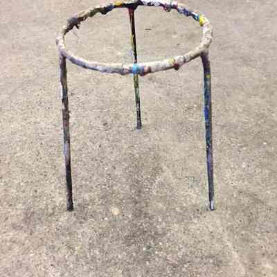 Tripod Paint Can Stand