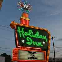 Holiday Inn Great Sign