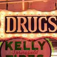 "DRUGS" Federal Lightbulb Sign