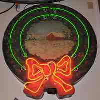          Claude Neon Russell Neon Christmas Wreath picture number 2
   