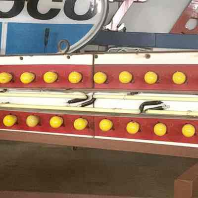Barr's Loans Chasing Lightbulbs & Neon Arrow Sign