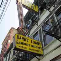          Barr's Loans Chasing Lightbulbs & Neon Arrow Sign picture number 2
   