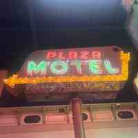          Plaza Motel Porcelain Enamel Neon Sign picture number 1
   