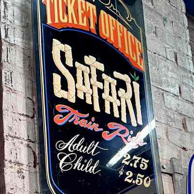 Safari Train Sign