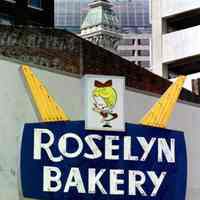          Roselyn Drive-In Bakery Neon Sign picture number 2
   