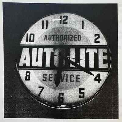 Internally Illuminated Clock Face Autolite Sign