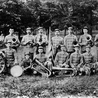 Warfieldsburg Band