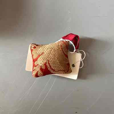 pincushion