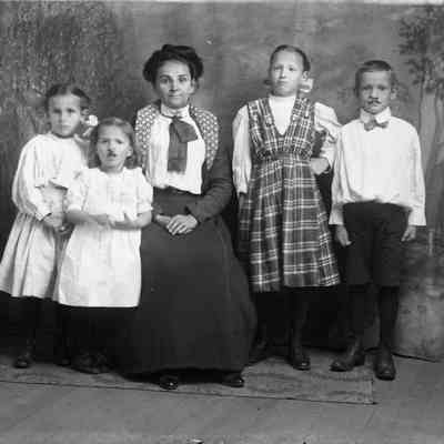 woman & 4 children