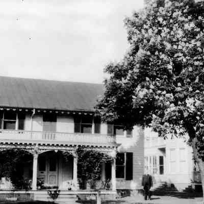 Ezra Bish house