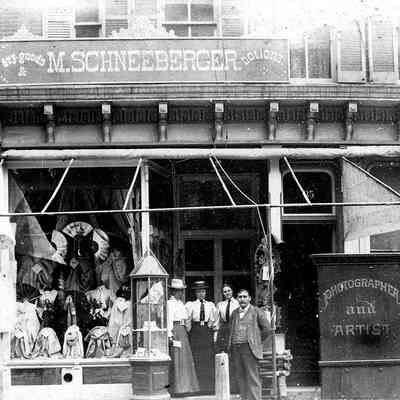 Schneeberger Dry Goods