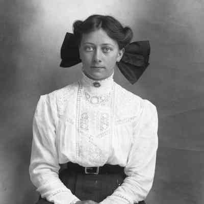 Bessie Logue Marker or Bessie Marker Louge ?
