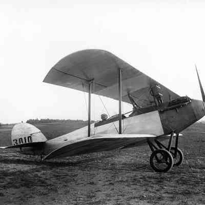 Airplane - biplane