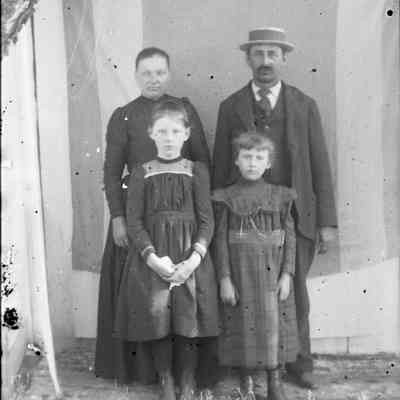 woman, man, 2 girls