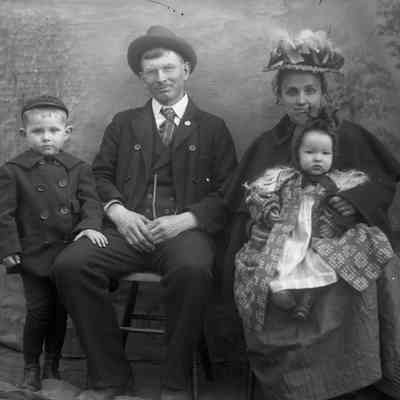 man, woman, 2 children