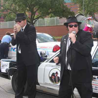 071, The Blues Mobile, Mike Powell