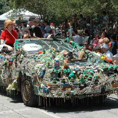 100, Frogmobile, Karen and Jay Goldberg
