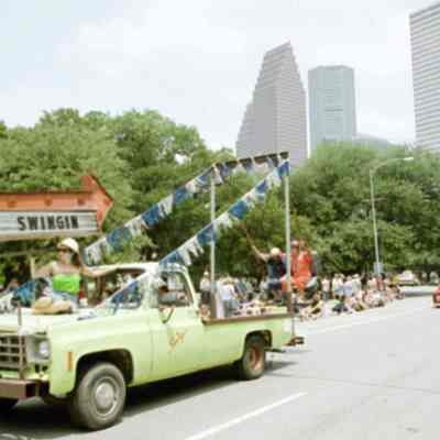 117, Swinger, George Sacaris