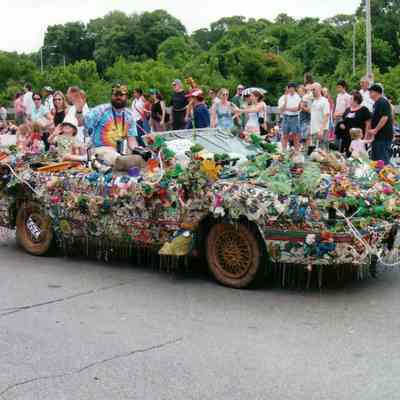 259, Frogmobile, Karen and Jay Goldberg