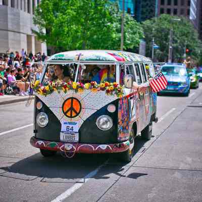 064, Painted Car, Rasta Groovin, The Christensens
