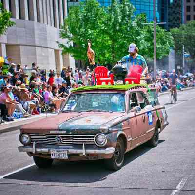 085, Art Car, Dad Wagon, Frank Thomas
