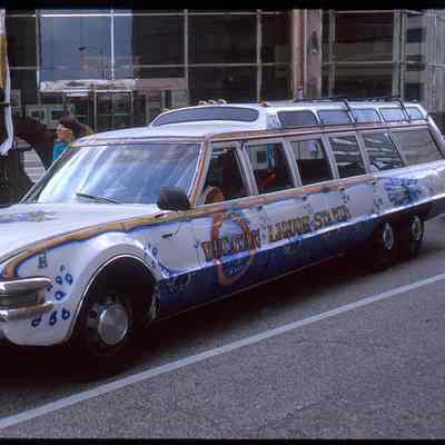 199, Yucatan Liquor Stand Car, Unkown n/a