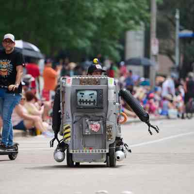 184, Repurposed Ride-On Robot, Josh Waddell