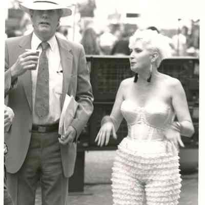 (Walter Hopps and Jackie Harris)