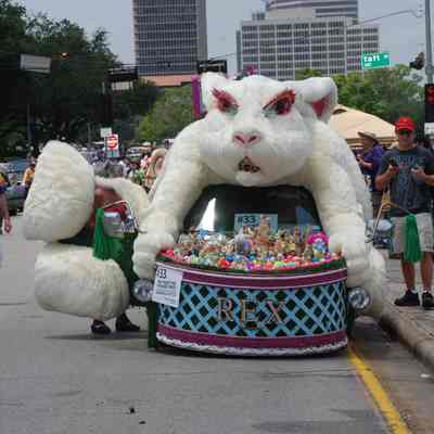 033, Rex Rabbit, Larry Fuente