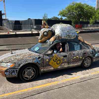 140, Art Car, Karmadillow, Rebecca Bass