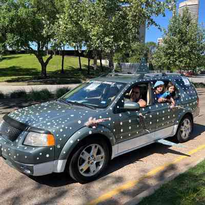 031, Art Car, Whale Shark, Linden and Laurel Bartelll,