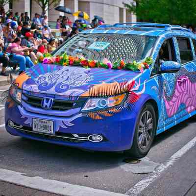 185, Painted Car, Mama Nacho's Lady Dragon Wagon, Mama Nacho of Luchador Anonymous