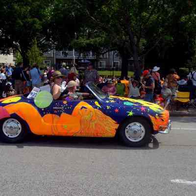 037, Planet Karmann, Shelley Buschur