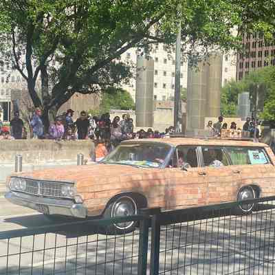 191, Brickmobile AKA The Third Pig, Mark Monroe