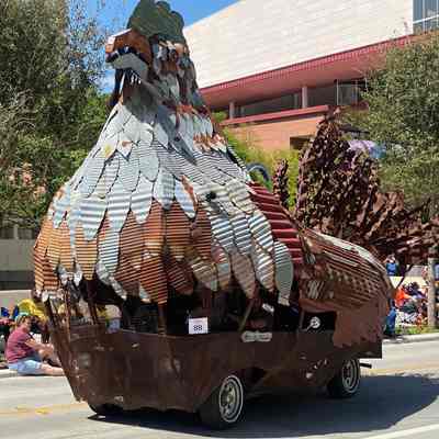 088, Hen-a-tron, Smitty Regula