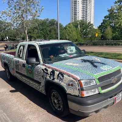 098, Cliff & Sherri Lee, The "Pick" Up Truck artcar