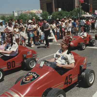 009, Six 6 small parade cars, Houston Arabia
