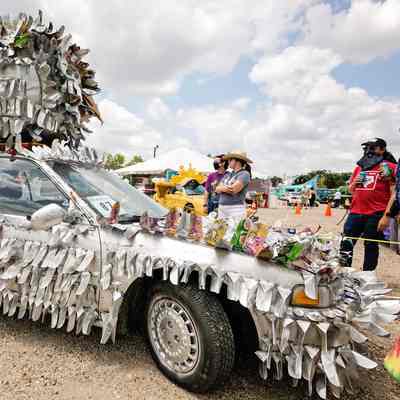 Bouma the Driving Owl, Alicia Kahn