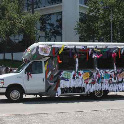 206, Sock it to me, Tracy Ahrens