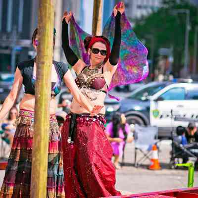 254, Bedazzle Wagon, Kallisti Clemons Clemons