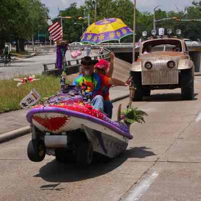 008, Rita' the Jetski that swims on land, Dale Gerber