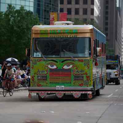 215, TruckArt - Mobile RV in Pakistani Truck Art Motifs & Designs, Zahra Ali