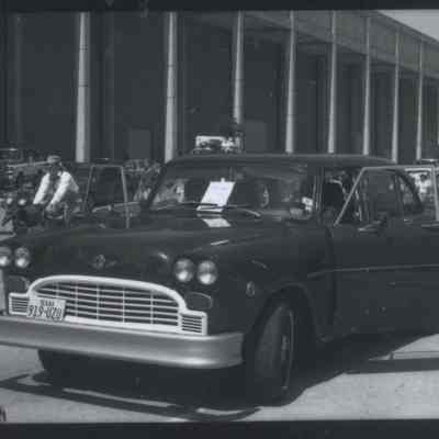025, Checker Cab, Tim and Evelyne Taylor