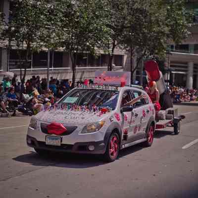 134, The Lipstick Car, Patti Paulson