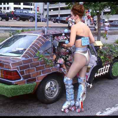 113A, Home is Where the Car is, Lisa Fisher