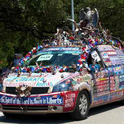 138, The Liberty Van, Lynda Farley