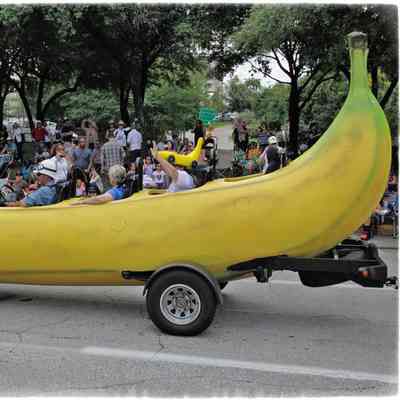 003, The Big Banana Car, Steve Braithwaite