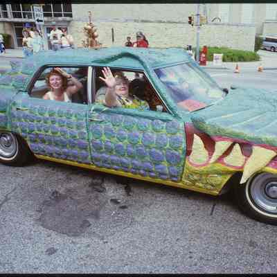 048, Bayou City Gutter Gator, John Wells and Tom and Moira LaFaver