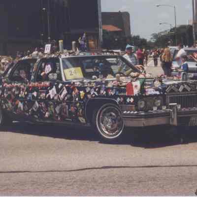 024, Frida Mobile, Marks and Barbara Hinton-ph.Marguerite Dunn